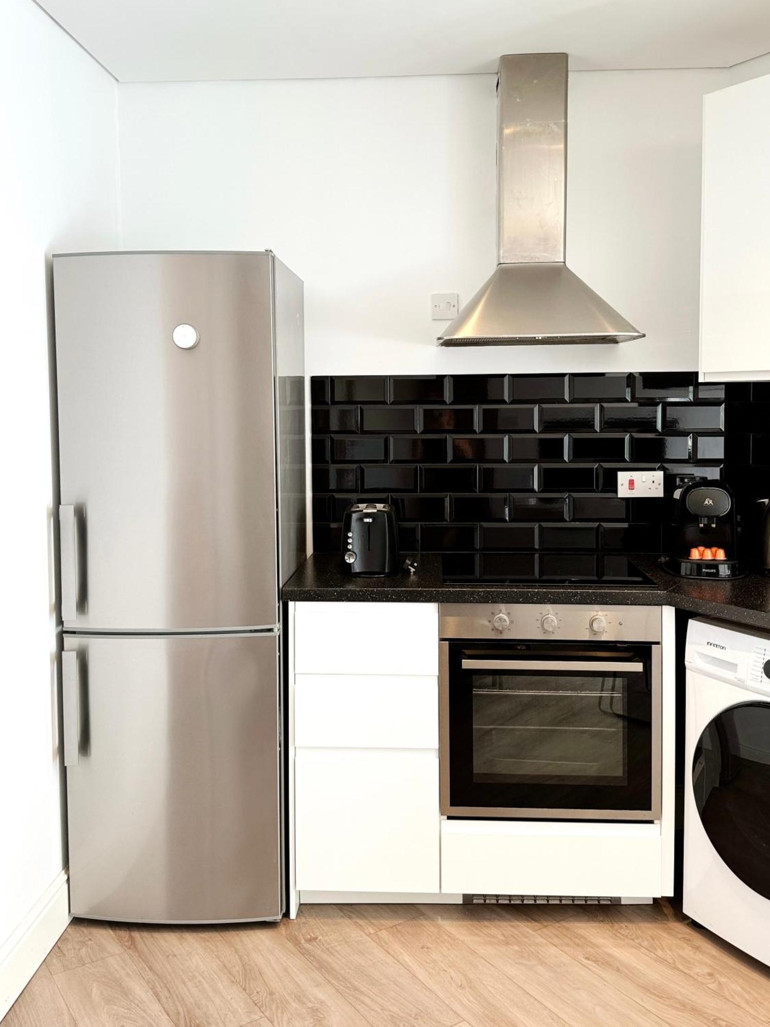 Modern City Centre Two Bedroom Windsor Apartment - Grand Central House Gibraltar Zewnętrze zdjęcie